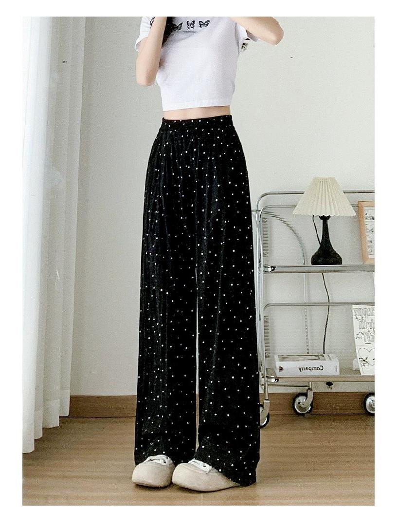 Женские кремовые брюки в горошек с высокой талией и широкими штанинами 2XL (126-145 kg)
Женские кремовые брюки в горошек с высокой талией и широкими штанинами 2XL (126-145 kg)