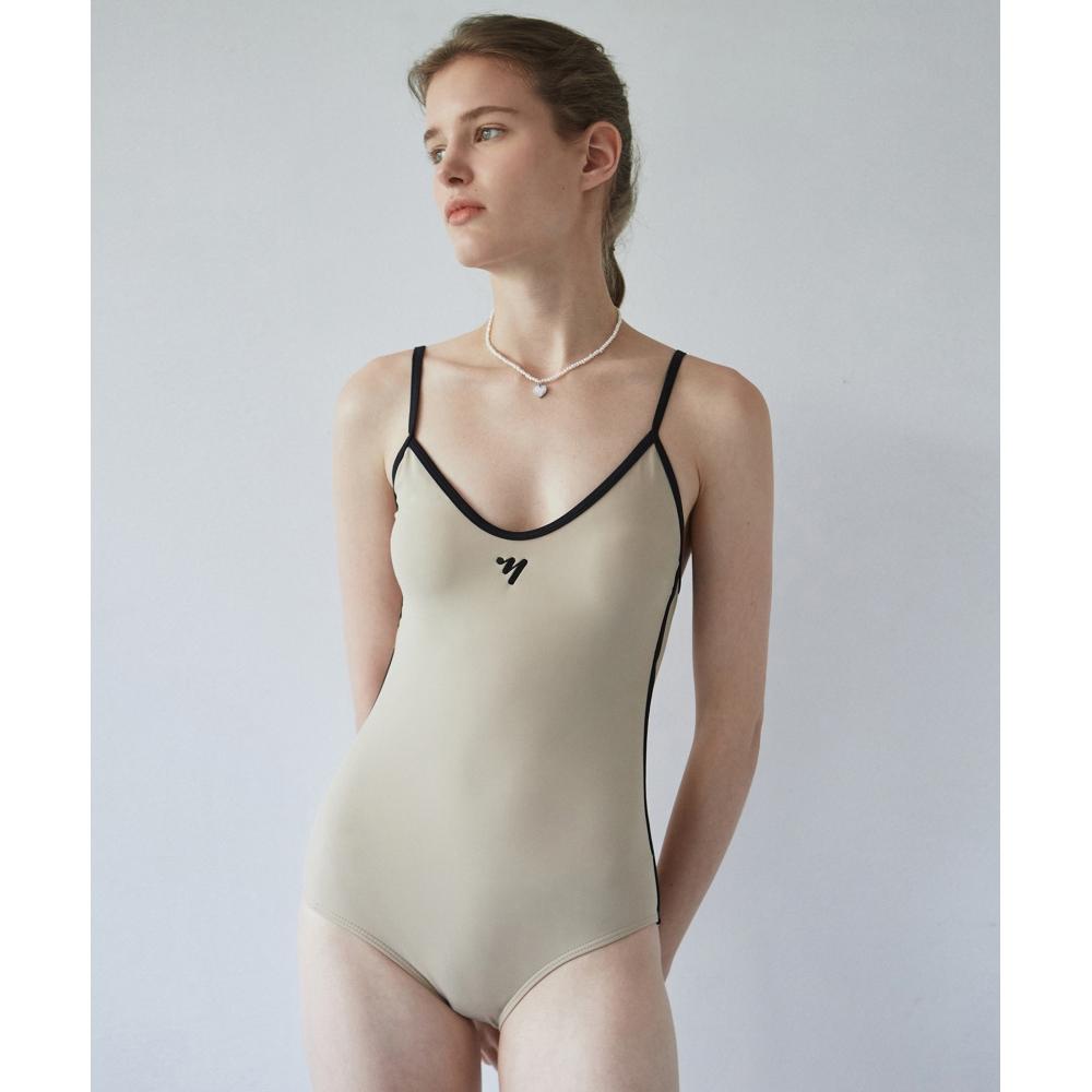 NICKNICOLE КУпальник NICOLE BASIC LINEБЕЖЕВЫЙ
NICKNICOLE КУпальник NICOLE BASIC LINEБЕЖЕВЫЙ