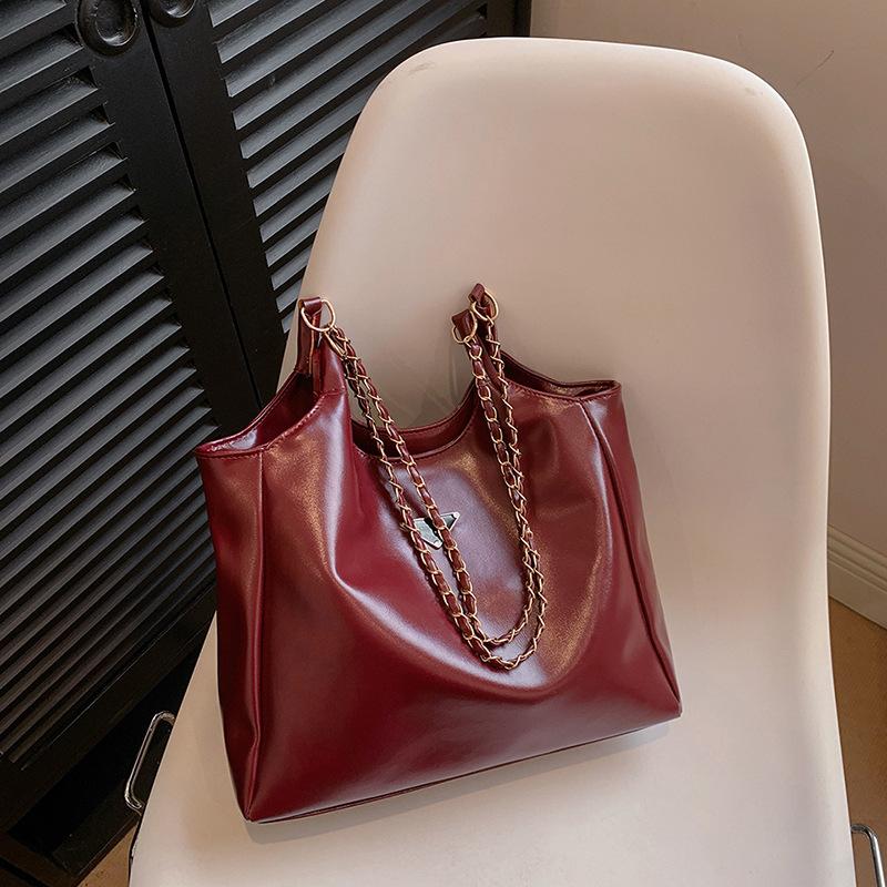 New trendy Korean version Internet celebrity shoulder armpit bag commuter bag women s fashion simple tote bag class bag бордовий
New trendy Korean version Internet celebrity shoulder armpit bag commuter bag women s fashion simple tote bag class bag бордовий