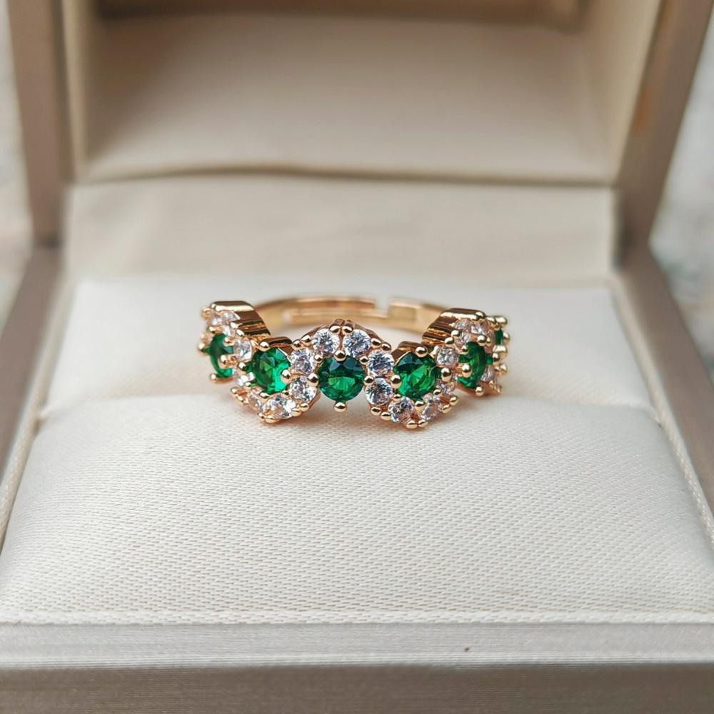 Модные цветные геометрические волнистые формы, открывающиеся регулируемые кольца для женщин, кольцо с кубическим цирконием, ювелирные изделия, аксессуары для свадебной вечеринки зелёный
Модные цветные геометрические волнистые формы, открывающиеся регулируемые кольца для женщин, кольцо с кубическим цирконием, ювелирные изделия, аксессуары для свадебной вечеринки зелёный