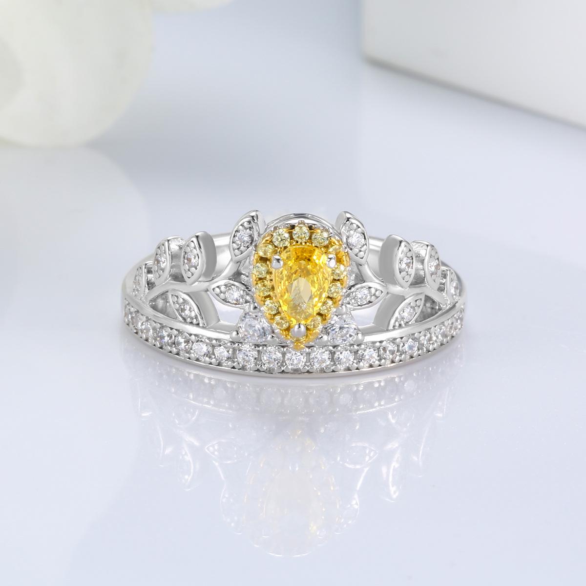S925 Sterling Silver Crown Ring for Women with Yellow Teardrop Diamond and Pear-Shaped Wheat Ear Design. Size 9
S925 Sterling Silver Crown Ring for Women with Yellow Teardrop Diamond and Pear-Shaped Wheat Ear Design. Size 9
