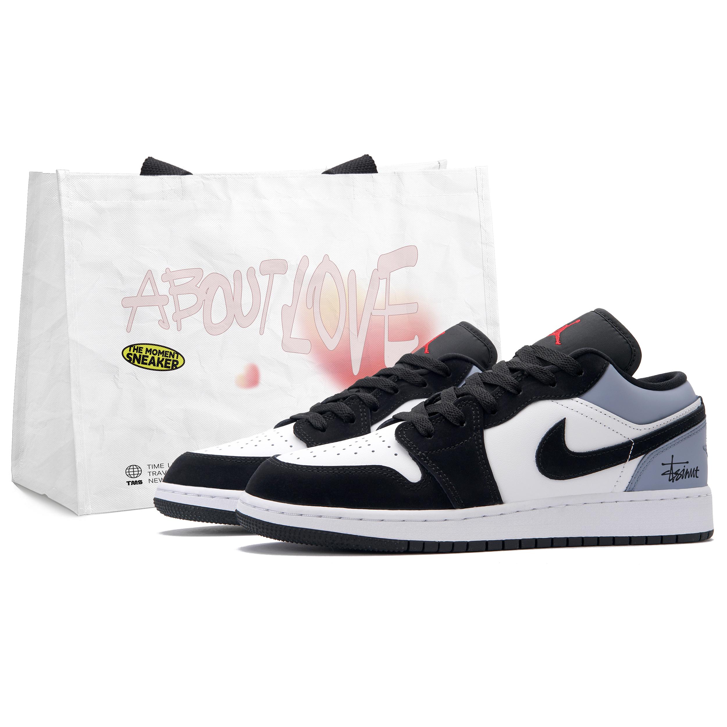 Jordan Air Jordan 1 Blueberry Bubble Low top Vintage Basketball Shoes Unisex White HF3188-106(Team645-) 44
Jordan Air Jordan 1 Blueberry Bubble Low top Vintage Basketball Shoes Unisex White HF3188-106(Team645-) 44