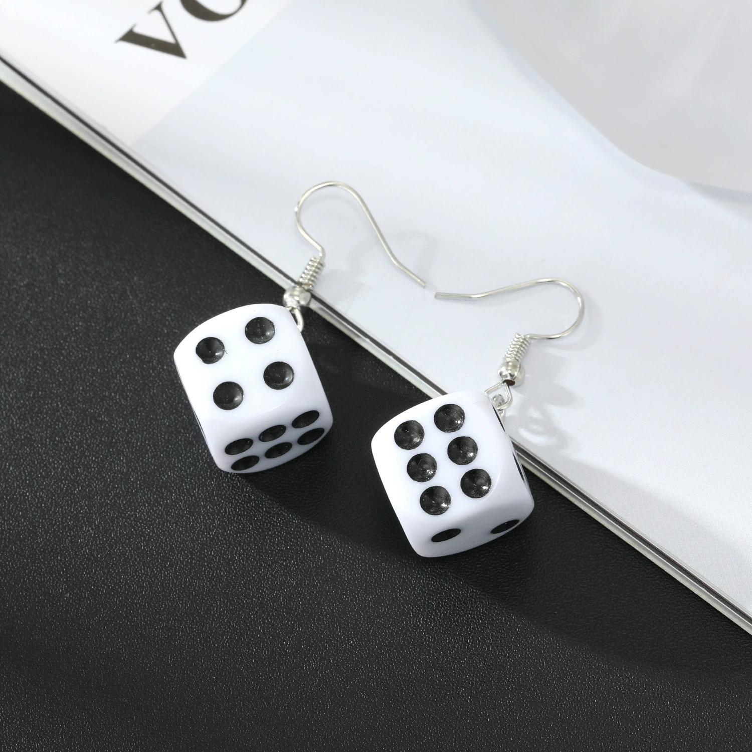 Creative White Black Dice Resin Acrylic Square Cube Geometric Drop Earrings for Women Personality Party Game Zircon Girl Gift
Creative White Black Dice Resin Acrylic Square Cube Geometric Drop Earrings for Women Personality Party Game Zircon Girl Gift