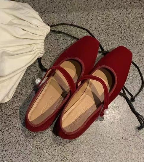 Модные бархатные туфли Мэри Джейн для женщин, ручная строчка, повседневная уличная одежда, балетки, туфли-лодочки, женские однотонные красные тканевые туфли, лоферы 40
Модные бархатные туфли Мэри Джейн для женщин, ручная строчка, повседневная уличная одежда, балетки, туфли-лодочки, женские однотонные красные тканевые туфли, лоферы 40