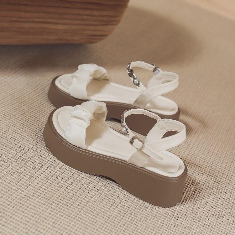 2025 summer new platform sandals versatile small soft-soled high-heeled sandals women s outer wear 40 бежевий
2025 summer new platform sandals versatile small soft-soled high-heeled sandals women s outer wear 40 бежевий
