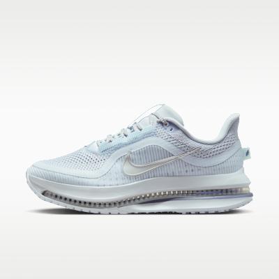 Nike Air Zoom Pegasus Premium Football Grey (Women s) 36
Nike Air Zoom Pegasus Premium Football Grey (Women s) 36