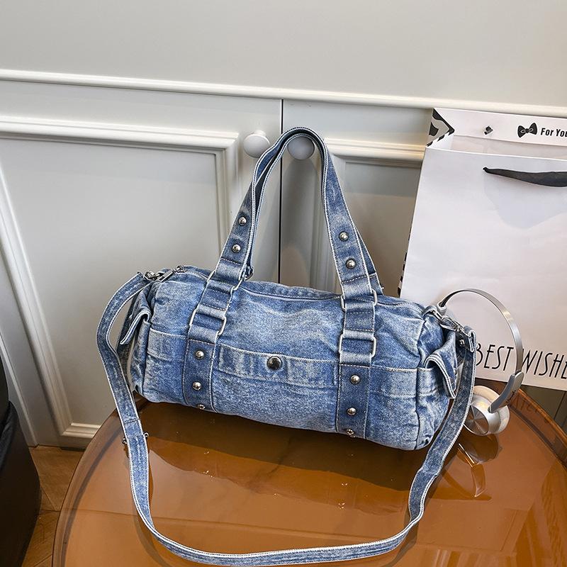 Denim Women Shoulder Bag Large capacity Rivet Ladies Handbags Shopping Travel female big totes Barrel-shaped Cowboy armpit bag 31x14x15cm светло-синий
Denim Women Shoulder Bag Large capacity Rivet Ladies Handbags Shopping Travel female big totes Barrel-shaped Cowboy armpit bag 31x14x15cm светло-синий