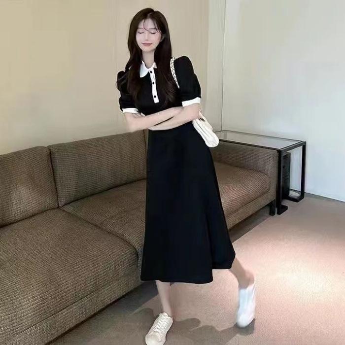 College style polo collar short-sleeved dress women s summer medium and long waist and thin casual a-shaped skirt niche design 2XL чорний
College style polo collar short-sleeved dress women s summer medium and long waist and thin casual a-shaped skirt niche design 2XL чорний