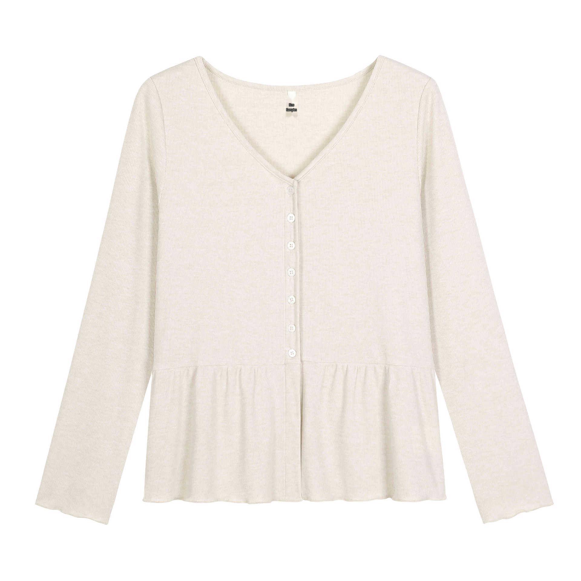 Korean V-Neck Ruffle Knit Cardigan, Plus Size, Loose Fit for Women 1XL (suggested 60-70 kg)
Korean V-Neck Ruffle Knit Cardigan, Plus Size, Loose Fit for Women 1XL (suggested 60-70 kg)