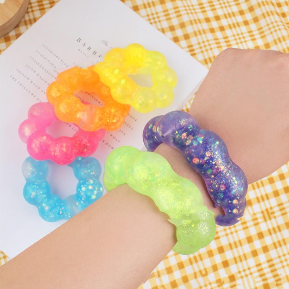 Браслет TPR Crystal Garland Squeeze Balls Прозрачные пончики Squeeze Balls Детские игрушки
Браслет TPR Crystal Garland Squeeze Balls Прозрачные пончики Squeeze Balls Детские игрушки