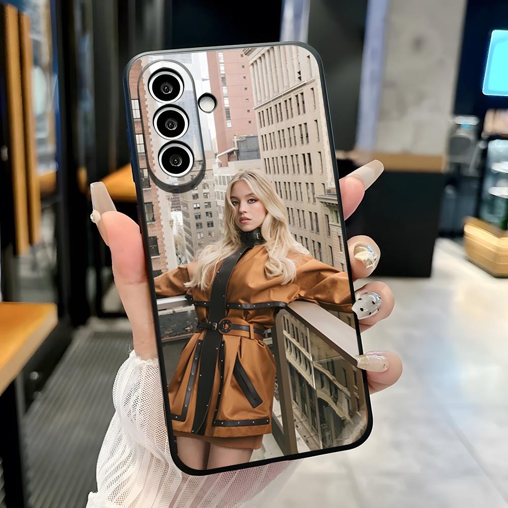 Singer S-Sydney Sweeney Phone Case For Samsung A25 A13 A33 5G A54 A36 A35 A56 A52 A14 Shockproof Soft Cover Samsung A15
Singer S-Sydney Sweeney Phone Case For Samsung A25 A13 A33 5G A54 A36 A35 A56 A52 A14 Shockproof Soft Cover Samsung A15