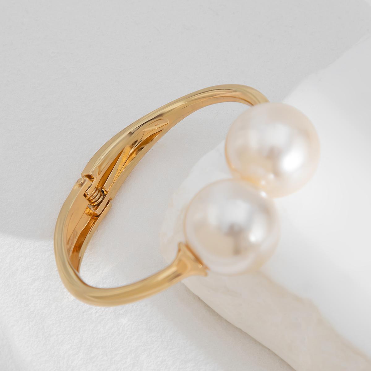 Ingemark 8 Styles Vintage Creative Gold Color Geometric Bangles Women Men Large Imitation Pearl Wide Cuff Bangles Jewelry Gift
Ingemark 8 Styles Vintage Creative Gold Color Geometric Bangles Women Men Large Imitation Pearl Wide Cuff Bangles Jewelry Gift