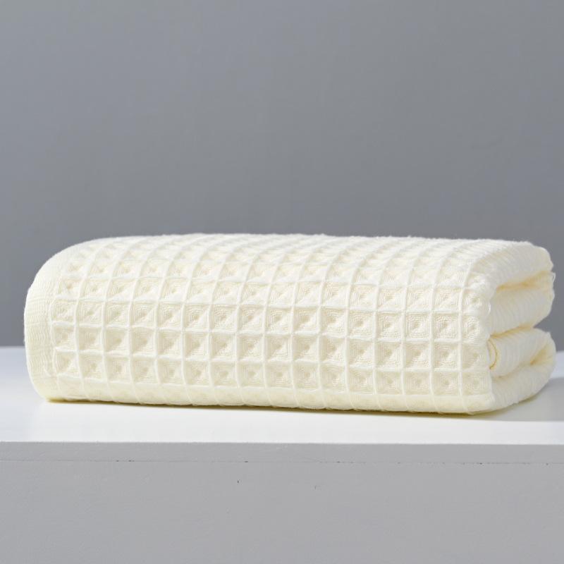 Приятный для кожи, прочный, мягкий и удобный, хлопковый вафельный банный полотенце класса А, японское хлопковое ячеистое банное полотенце для взрослых, впитывающее влагу и легко сохнущее 70*140cm
Приятный для кожи, прочный, мягкий и удобный, хлопковый вафельный банный полотенце класса А, японское хлопковое ячеистое банное полотенце для взрослых, впитывающее влагу и легко сохнущее 70*140cm