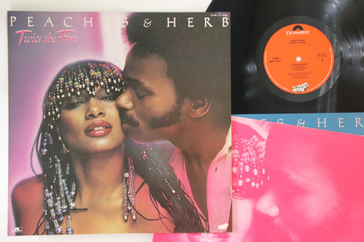 LP Record PEACHES & HERB - Twice The Fire MPF1277 POLYDOR 1979 Japan Soul/Funk Used
LP Record PEACHES & HERB - Twice The Fire MPF1277 POLYDOR 1979 Japan Soul/Funk Used