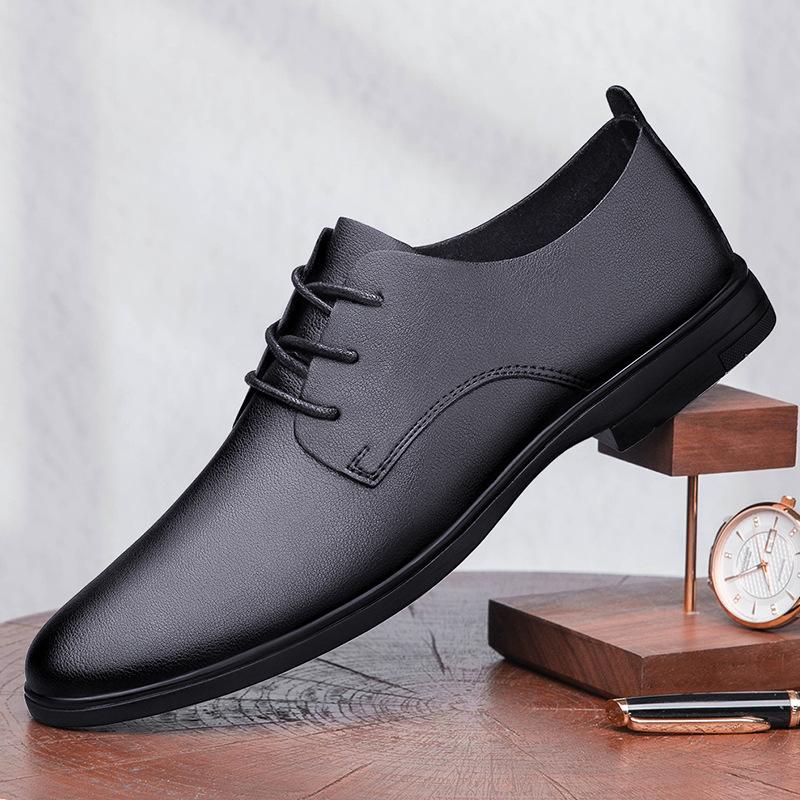 Hollow and breathable men s single-layer pointed cowhide casual leather shoes green lace-up formal leather business leather shoes 46
Hollow and breathable men s single-layer pointed cowhide casual leather shoes green lace-up formal leather business leather shoes 46
