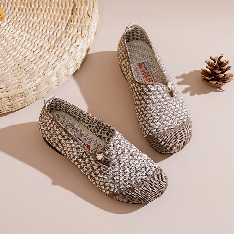 2025 new old Beijing summer women s single shoes flat heel soft sole casual lazy shoes breathable shallow mouth mother cloth shoes 36
2025 new old Beijing summer women s single shoes flat heel soft sole casual lazy shoes breathable shallow mouth mother cloth shoes 36