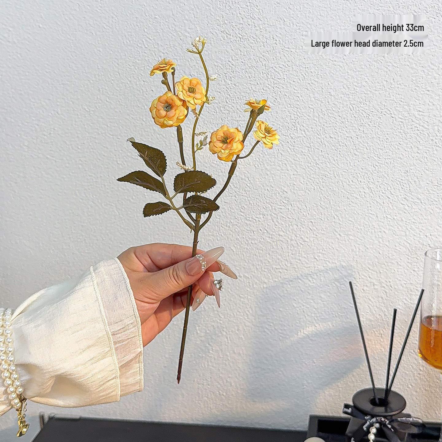 Artificial Moon Rose Bouquet - Decorative Faux Flower Arrangement for Living Room
Artificial Moon Rose Bouquet - Decorative Faux Flower Arrangement for Living Room