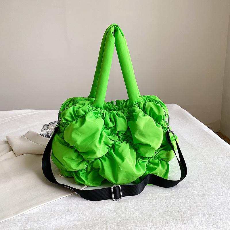 2024 New Bubble Down Cotton Bag Female Pleated Nylon Shoulder Crossbody Bag For Women Large Capacity Fashion Armpit Bags 35-14-31CM зелёный
2024 New Bubble Down Cotton Bag Female Pleated Nylon Shoulder Crossbody Bag For Women Large Capacity Fashion Armpit Bags 35-14-31CM зелёный
