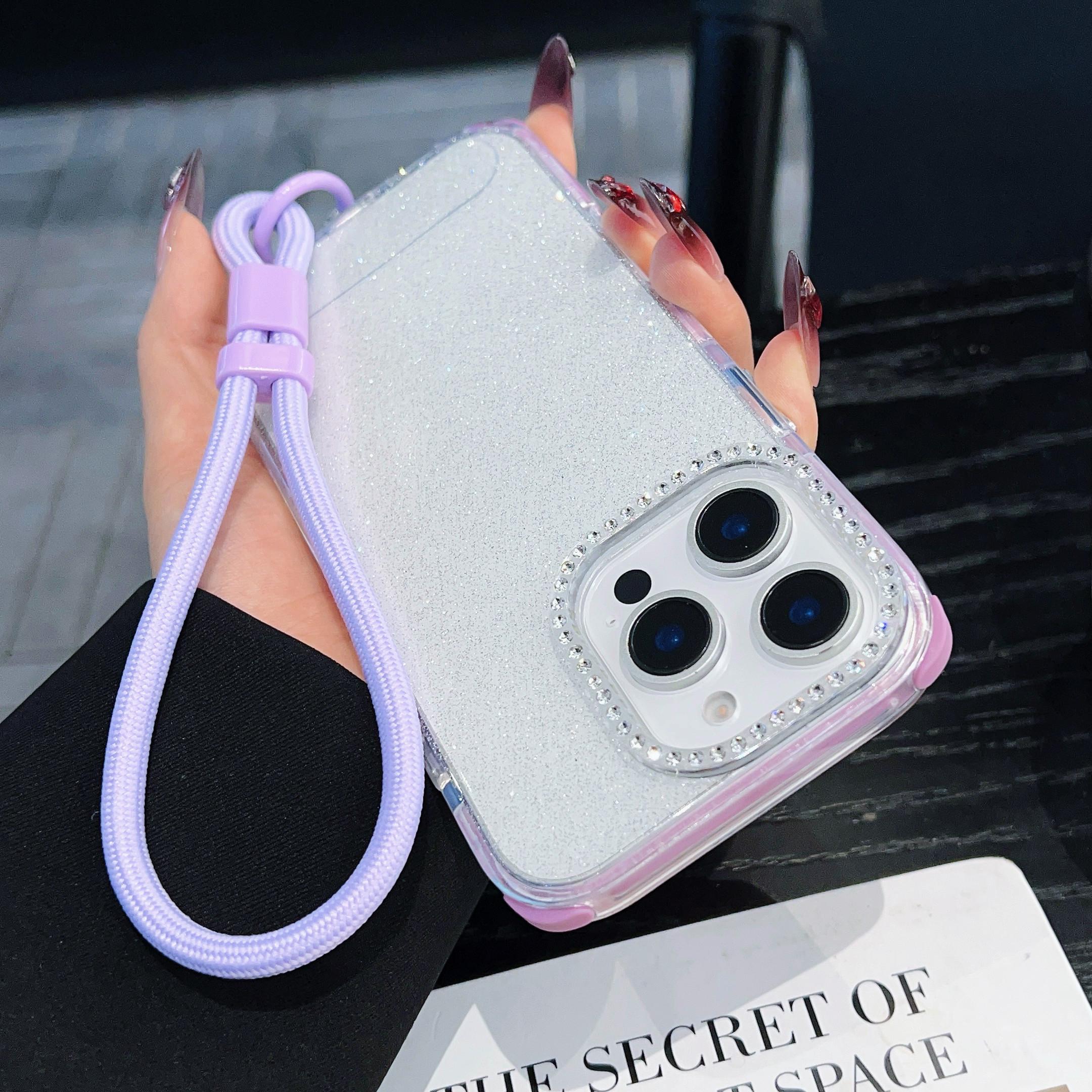 For iPhone 16 Pro Max Case Rhinestone Decor Glitter TPU Anti Drop Phone Cover with Adjustable Wrist Strap Black
For iPhone 16 Pro Max Case Rhinestone Decor Glitter TPU Anti Drop Phone Cover with Adjustable Wrist Strap Black