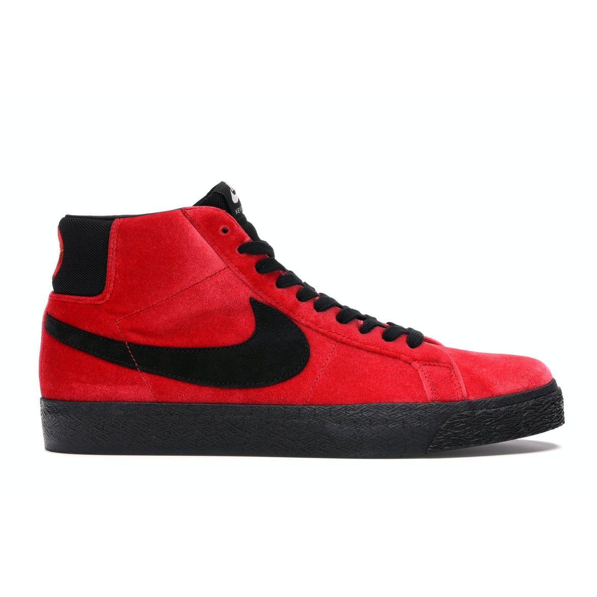 Кроссовки унисекс Nike Kevin Bradley x Zoom Blazer Mid ISO SB Hell Red University-Red Black CD2569-600
Кроссовки унисекс Nike Kevin Bradley x Zoom Blazer Mid ISO SB Hell Red University-Red Black CD2569-600