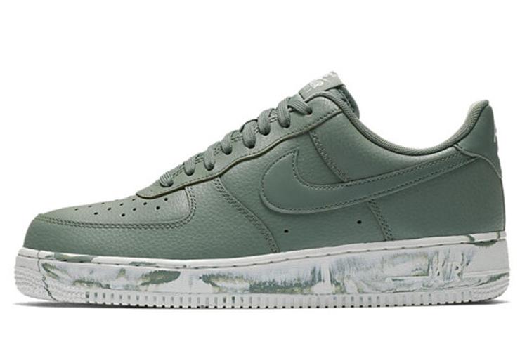 Nike Air Force 1 Low Clay Green Marble AJ9507-300 40.5
Nike Air Force 1 Low Clay Green Marble AJ9507-300 40.5