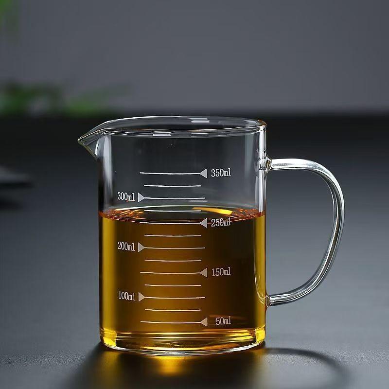High Borosilicate Heat Resistant Transparent Glass Measuring Cup with Scale Large Capacity for Milk Kitchen 500-1000ml
High Borosilicate Heat Resistant Transparent Glass Measuring Cup with Scale Large Capacity for Milk Kitchen 500-1000ml