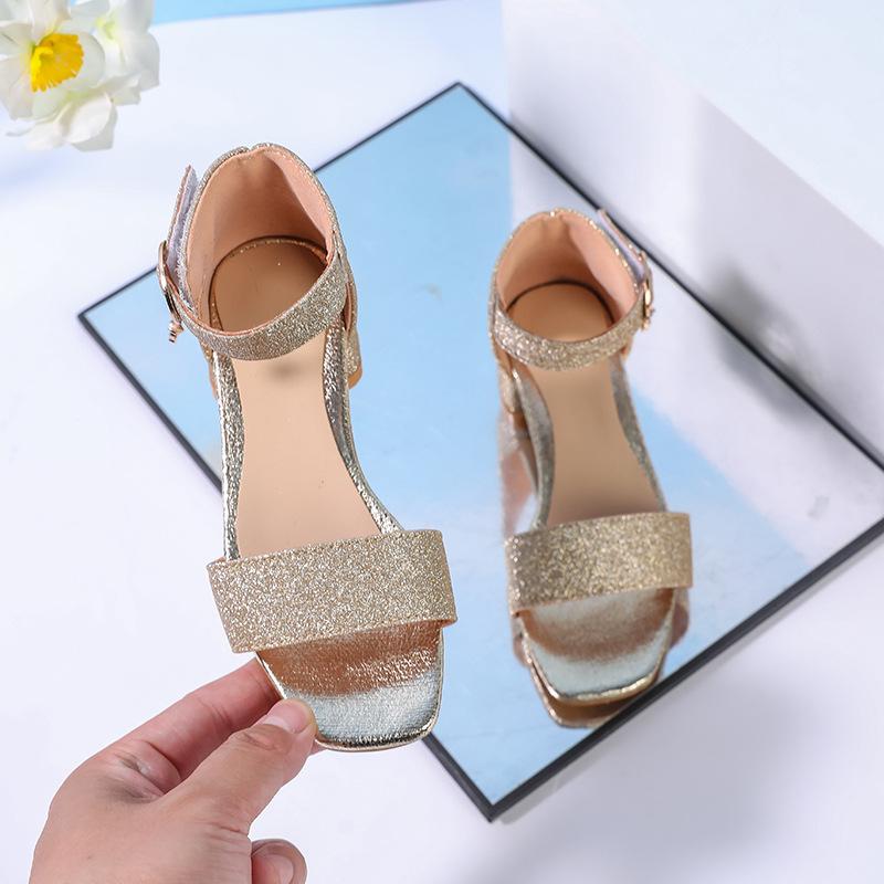 Fashion Versatile Girls Shoe summer New Kid Sandals Simple Girls Princess Shoes Anti Slip Child Glitter Shoes 38
Fashion Versatile Girls Shoe summer New Kid Sandals Simple Girls Princess Shoes Anti Slip Child Glitter Shoes 38
