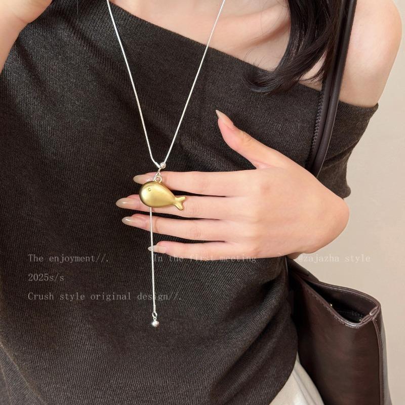 Pulling Necklace for Little Fish - Simple and Stylish, Unique Design, Cute Long Winter Decorative Sweater Chain Matte gold
Pulling Necklace for Little Fish - Simple and Stylish, Unique Design, Cute Long Winter Decorative Sweater Chain Matte gold