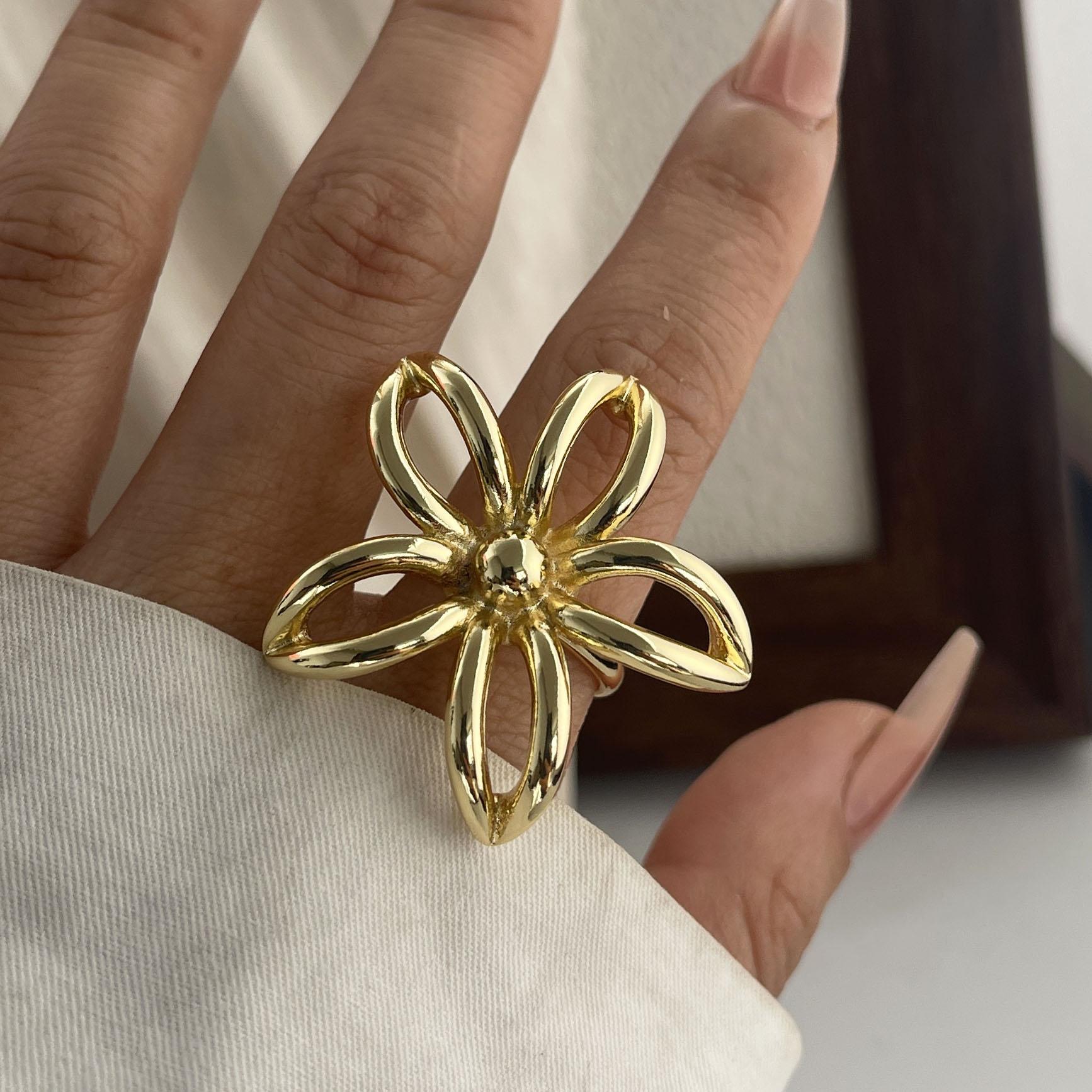 925 Sterling Silver Rings for Women Couple Minimalist Handmade Simple Gold FLower Ring Fine Jewelry Gift Prevent Allergy resizable
925 Sterling Silver Rings for Women Couple Minimalist Handmade Simple Gold FLower Ring Fine Jewelry Gift Prevent Allergy resizable