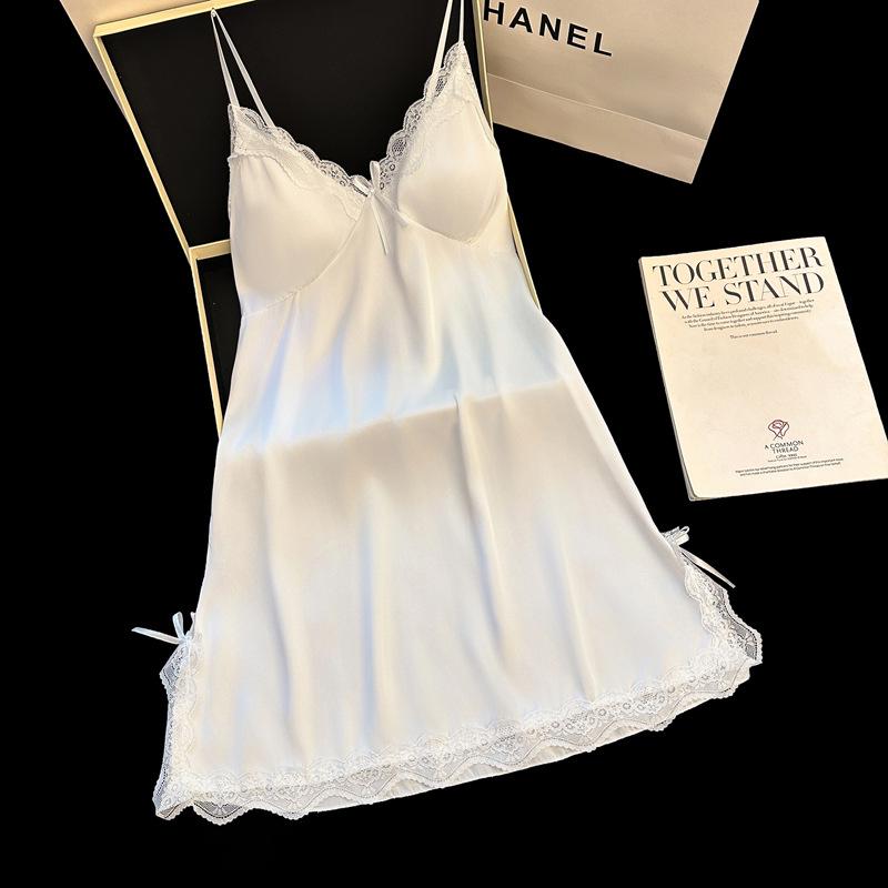 Elegant Ice Silk Nightgown with Chest Pads - Sexy Summer Spaghetti Strap Lingerie with Lace Trim and Open Back XXL (Recommended Weight 120-130 jin)
Elegant Ice Silk Nightgown with Chest Pads - Sexy Summer Spaghetti Strap Lingerie with Lace Trim and Open Back XXL (Recommended Weight 120-130 jin)