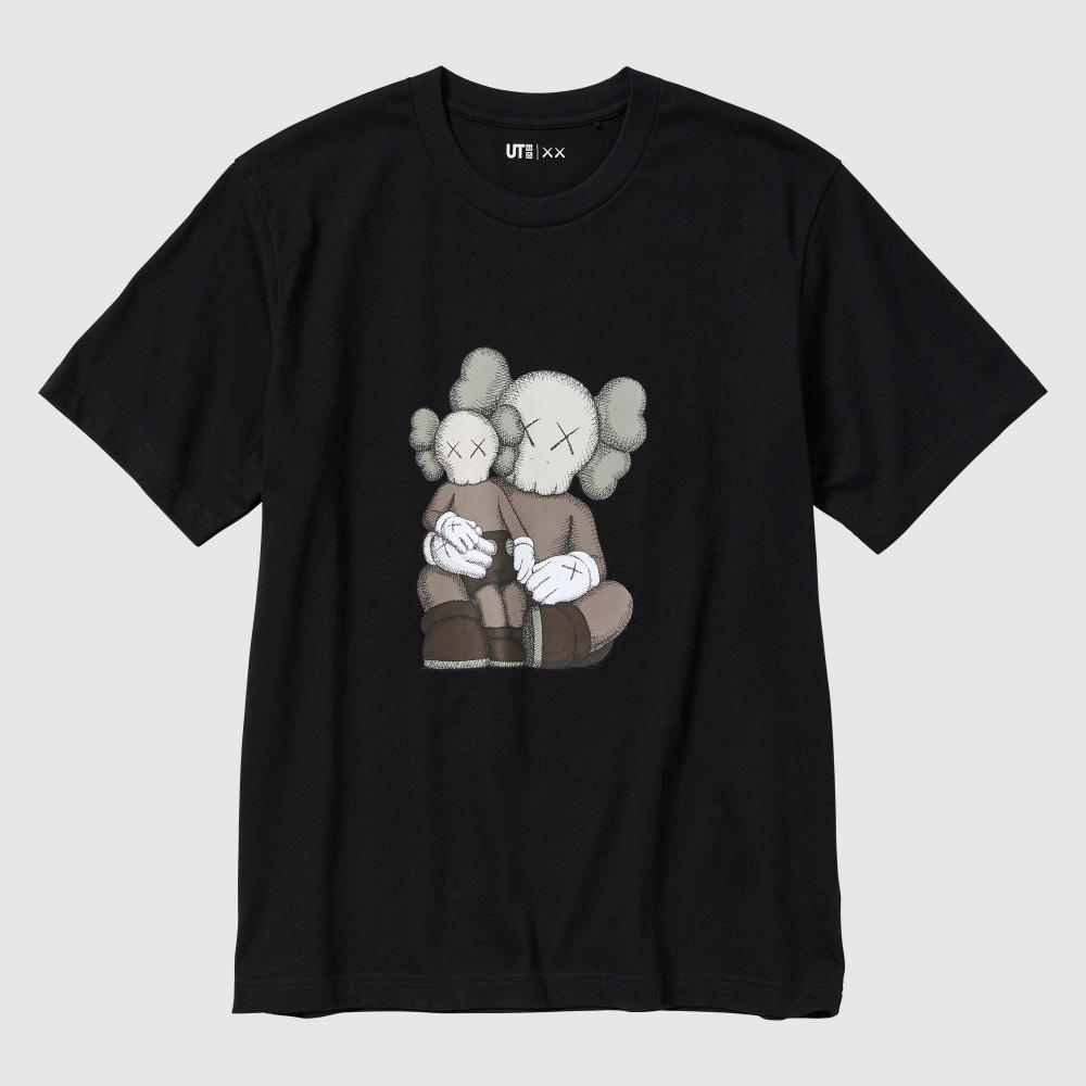 UNIQLO KAWS UT графический Т с коротким рукавом C 
UNIQLO KAWS UT графический Т с коротким рукавом C