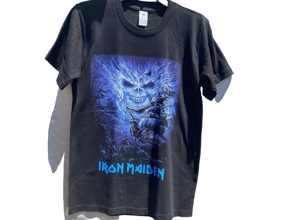 IRON MAIDEN - VOYAGER - NEW Band Merch Black T-shirt SZ S Unisex T-Shirt XXXXL
IRON MAIDEN - VOYAGER - NEW Band Merch Black T-shirt SZ S Unisex T-Shirt XXXXL
