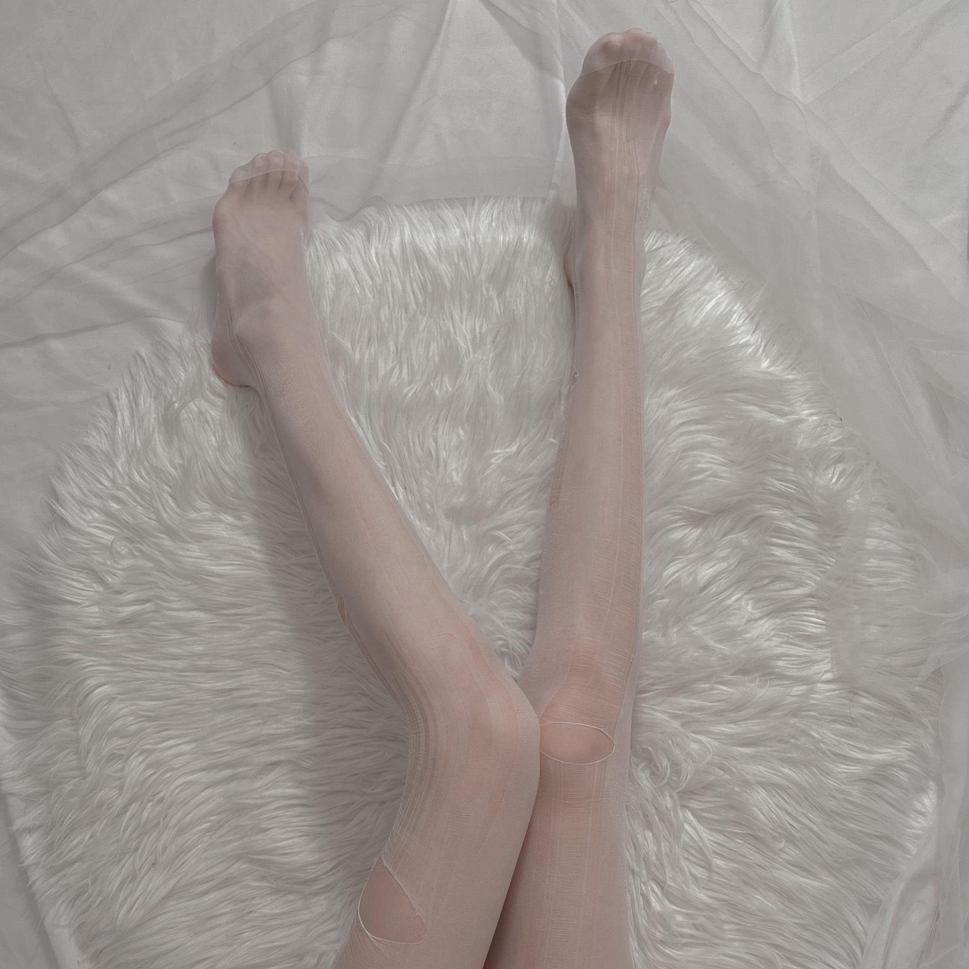 Соблазнительный кружевной черный подвяз и чулки до колена с прорезями для взрослых One Size белый
Соблазнительный кружевной черный подвяз и чулки до колена с прорезями для взрослых One Size белый