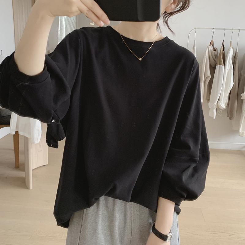 Trendy Lantern Sleeve T-Shirt for Women: Stylish, Age-Defying, Loose-Fit, Three-Quarter Sleeves XL чёрный
Trendy Lantern Sleeve T-Shirt for Women: Stylish, Age-Defying, Loose-Fit, Three-Quarter Sleeves XL чёрный