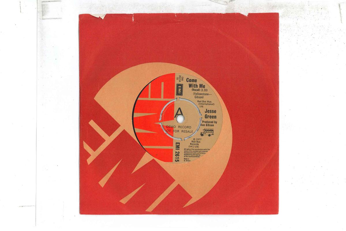 7-дюймовая пластинка JESSE GREEN - Come With Me EMI2615PROMO EMI 1977 UK Соул/Фанк Б/У
7-дюймовая пластинка JESSE GREEN - Come With Me EMI2615PROMO EMI 1977 UK Соул/Фанк Б/У