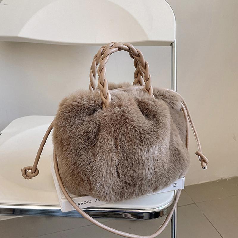 Yogodlns Fashion Plush Women Top Handle Shoulder Bags Trend Design Girl Faux Fur Adies Large Capacity Crossbody Bags Handbags 24x13x19cm кавовий
Yogodlns Fashion Plush Women Top Handle Shoulder Bags Trend Design Girl Faux Fur Adies Large Capacity Crossbody Bags Handbags 24x13x19cm кавовий