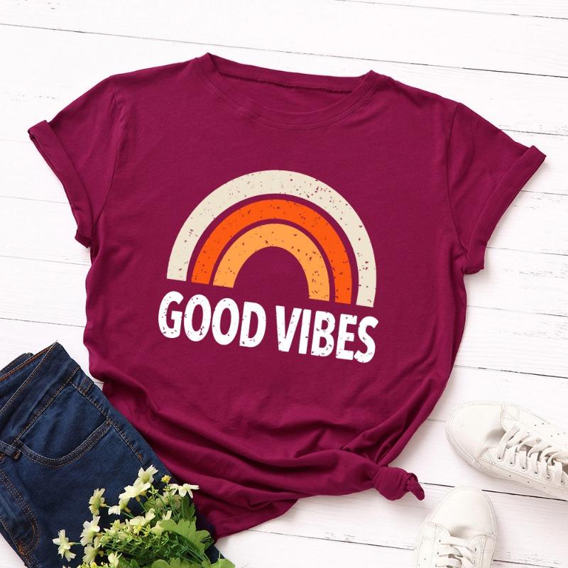 Літні жіночі футболки з чистої бавовни з принтом веселки GOOD VIBES, вільні, з круглим вирізом, з коротким рукавом M бордовий
Літні жіночі футболки з чистої бавовни з принтом веселки GOOD VIBES, вільні, з круглим вирізом, з коротким рукавом M бордовий
