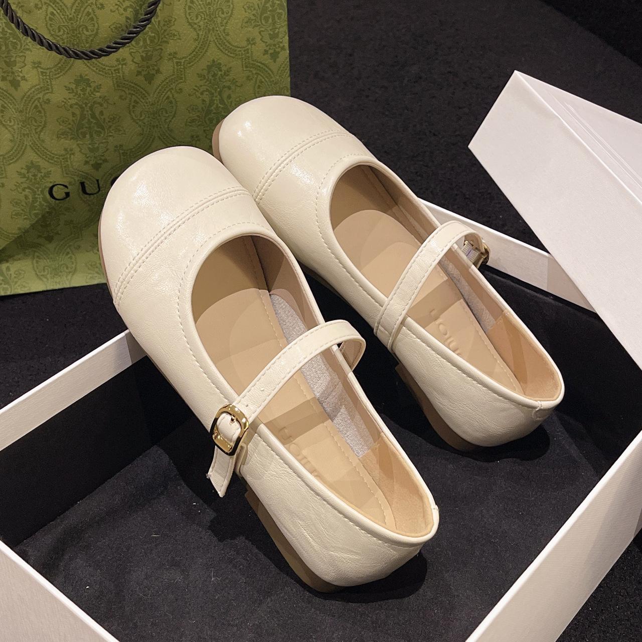 French flat Mary Jane single shoes women s shoes 2025 summer new non-slip with skirt gentle evening grandma shoes 35
French flat Mary Jane single shoes women s shoes 2025 summer new non-slip with skirt gentle evening grandma shoes 35