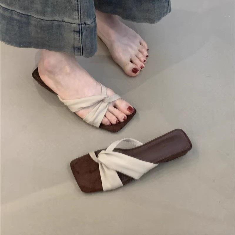 Design sense niche sandals retro red open-toed high-heeled cool slippers women s shoes 35
Design sense niche sandals retro red open-toed high-heeled cool slippers women s shoes 35