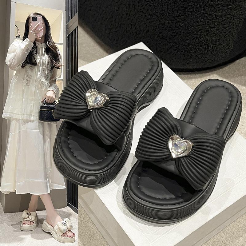 Thick-soled cool slippers women s summer wear 2025 new muffin shoes heel Internet celebrity bow word slippers women 35 бежевый
Thick-soled cool slippers women s summer wear 2025 new muffin shoes heel Internet celebrity bow word slippers women 35 бежевый