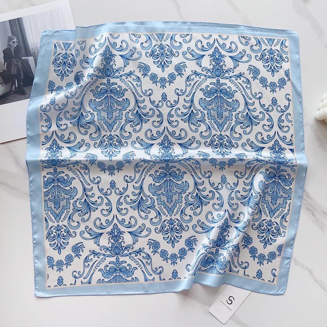 Квадратный шелковый платок на голову с цветочным узором 58 см: Летний стиль в корейском стиле 58x58 cm
Квадратный шелковый платок на голову с цветочным узором 58 см: Летний стиль в корейском стиле 58x58 cm