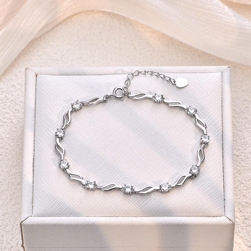 S925 Sterling Silver Leaf Cutout Diamond Inlaid Women s Bracelet - New Style, Ideal Gift for Best Friends or Couples 925 Silver серебряный
S925 Sterling Silver Leaf Cutout Diamond Inlaid Women s Bracelet - New Style, Ideal Gift for Best Friends or Couples 925 Silver серебряный