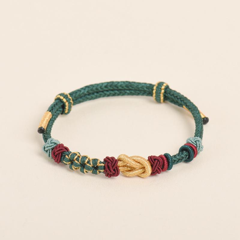 Green Tree Bracelet Kit: DIY Holiday Jewelry with Gold Beads for Men, Women, and Kids
Green Tree Bracelet Kit: DIY Holiday Jewelry with Gold Beads for Men, Women, and Kids