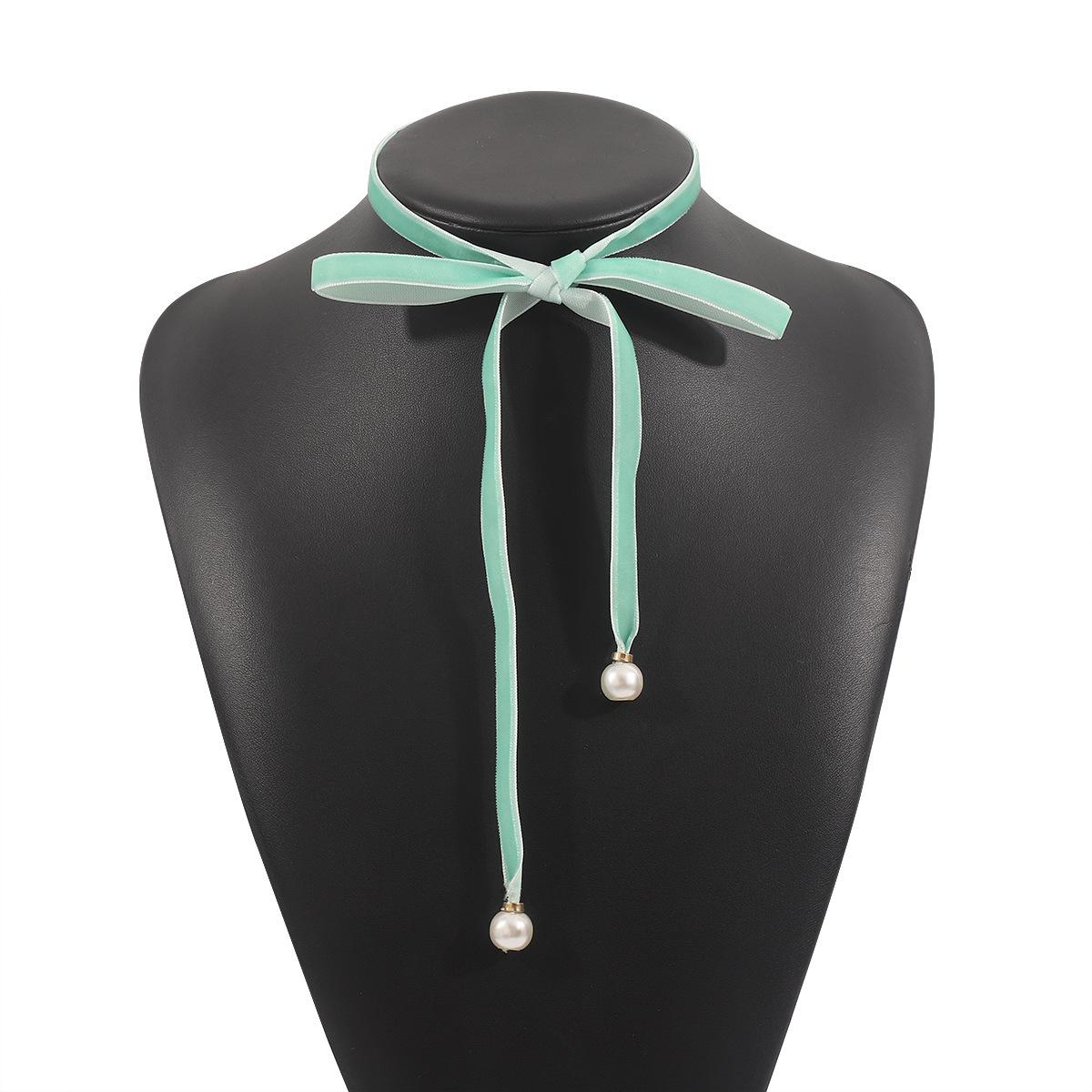 Lavender Velvet Bow Choker Necklace For Women, Faux Pearl Ribbon Necktie, Elegant Adjustable Silk-like Choker Jewelry For Wedding, Party & Daily Wear зелене яблуко кольору
Lavender Velvet Bow Choker Necklace For Women, Faux Pearl Ribbon Necktie, Elegant Adjustable Silk-like Choker Jewelry For Wedding, Party & Daily Wear зелене яблуко кольору