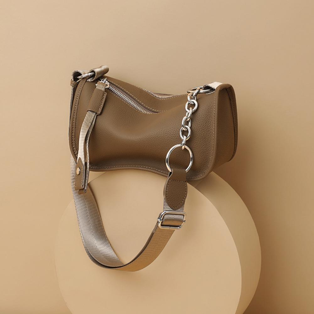 Metal Vintage Shoulder Bags Chain Versatile Crossbody Bag Single Shoulder Underarm Bag
Metal Vintage Shoulder Bags Chain Versatile Crossbody Bag Single Shoulder Underarm Bag