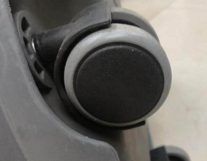 Поворотное колесо для пылесоса KARCHER T12/T15/T17 для сбора пыли
Поворотное колесо для пылесоса KARCHER T12/T15/T17 для сбора пыли
