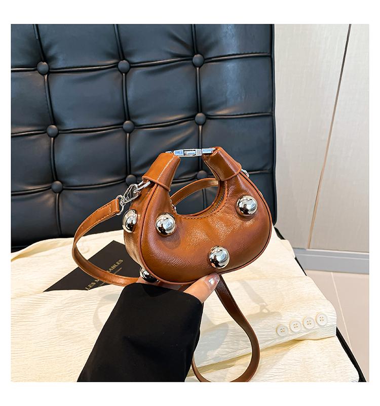 PU Solid Color 2026 New Square Crossbody Bag Car Stitching Zipper Popular Fashi Shoulder Bag Rivet Versatile Simple Handbag коричневий
PU Solid Color 2026 New Square Crossbody Bag Car Stitching Zipper Popular Fashi Shoulder Bag Rivet Versatile Simple Handbag коричневий