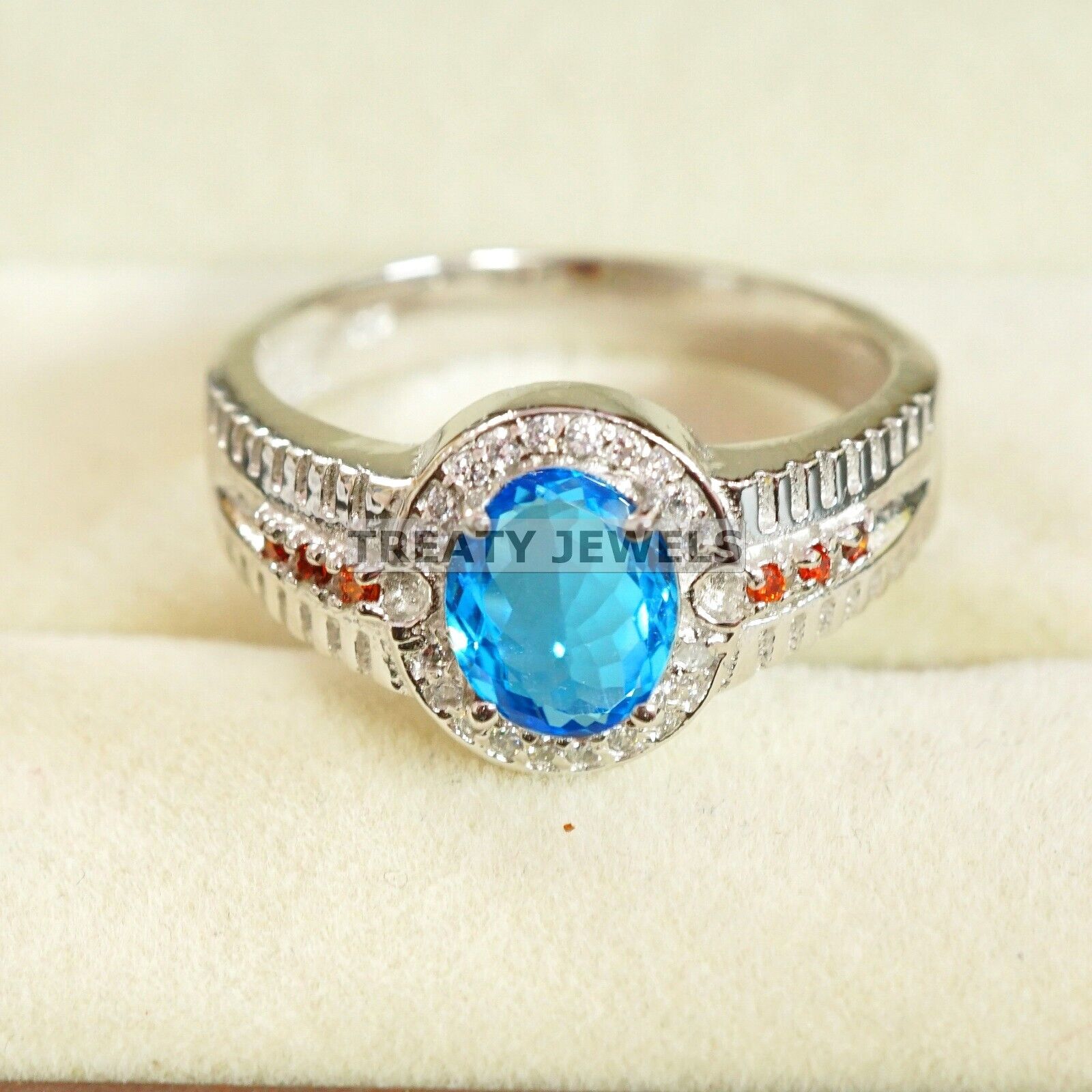 Blue Topaz Oval Cut Gemstone With 925 Sterling Silver Ring For Men s #A873 JL375669020318 4-16 US срібний
Blue Topaz Oval Cut Gemstone With 925 Sterling Silver Ring For Men s #A873 JL375669020318 4-16 US срібний