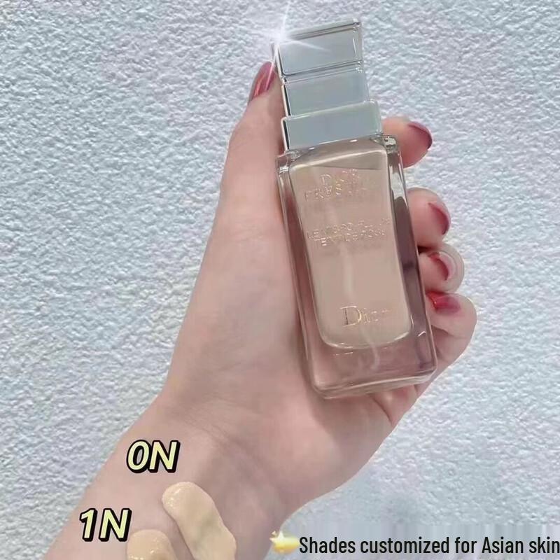 Dior Prestige Сироватка-тональний крем Le Nectar de Teint
Dior Prestige Сироватка-тональний крем Le Nectar de Teint