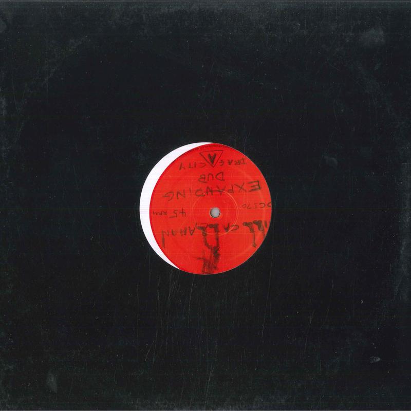 12inch Record BILL CALLAHAN - Expanding Dub / Highs In The Mid-40 DC570 Drag City 2013 US Dance & Electronica
12inch Record BILL CALLAHAN - Expanding Dub / Highs In The Mid-40 DC570 Drag City 2013 US Dance & Electronica